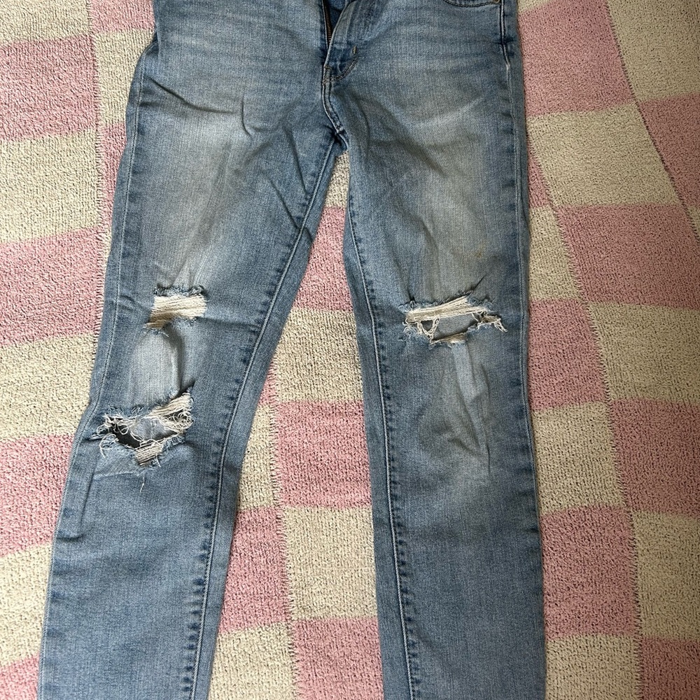 Levi’s 721 High Rise Skinny Jeans